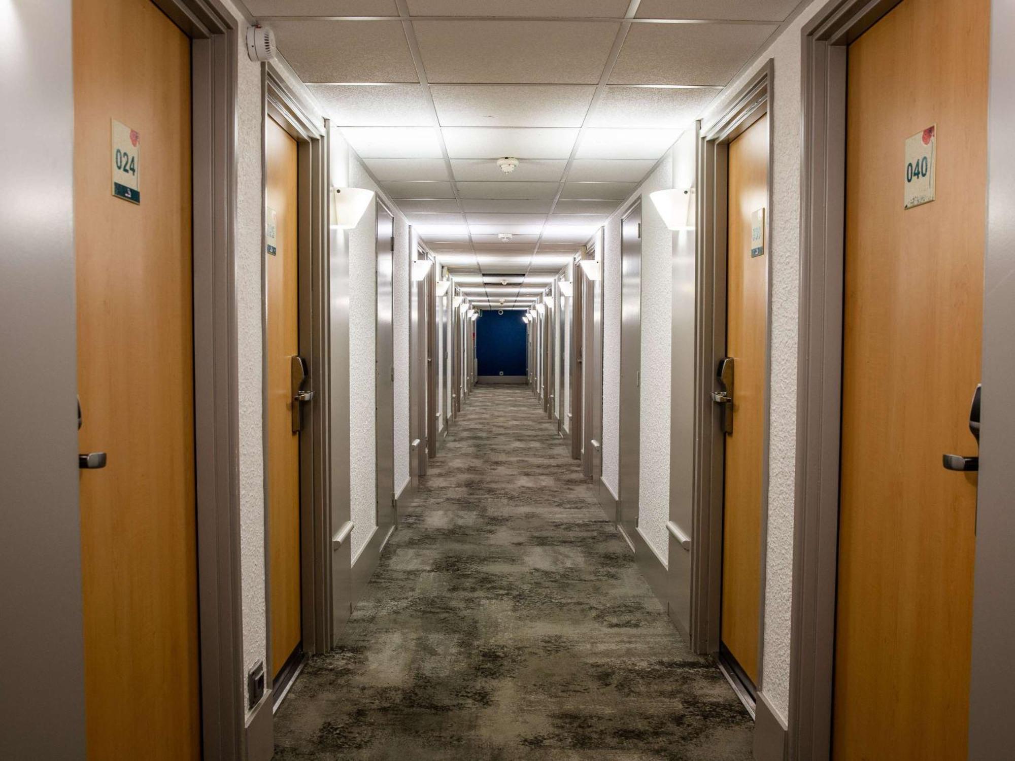 ibis Paris Porte D'Orleans Montrouge Buitenkant foto