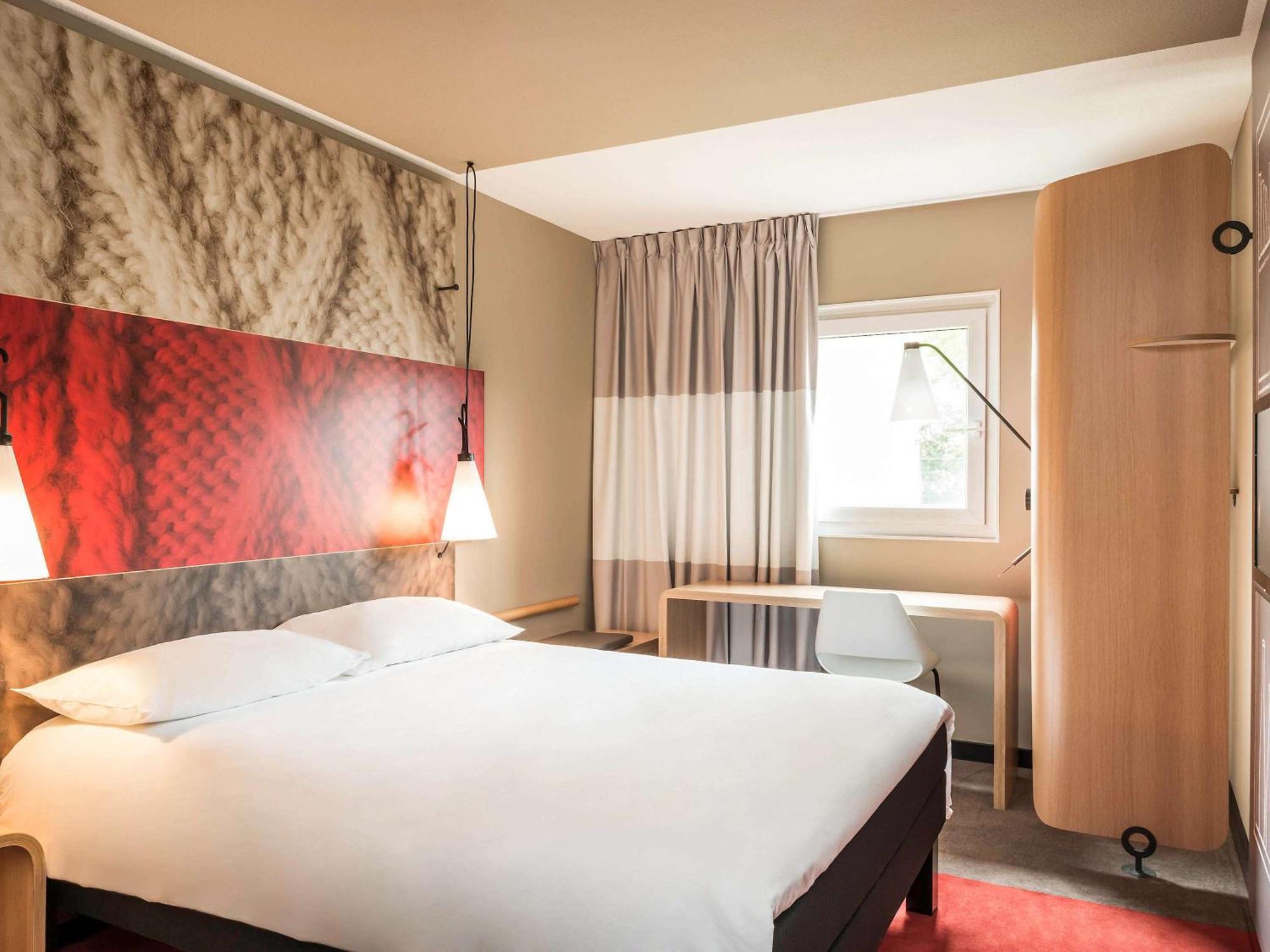 ibis Paris Porte D'Orleans Montrouge Buitenkant foto