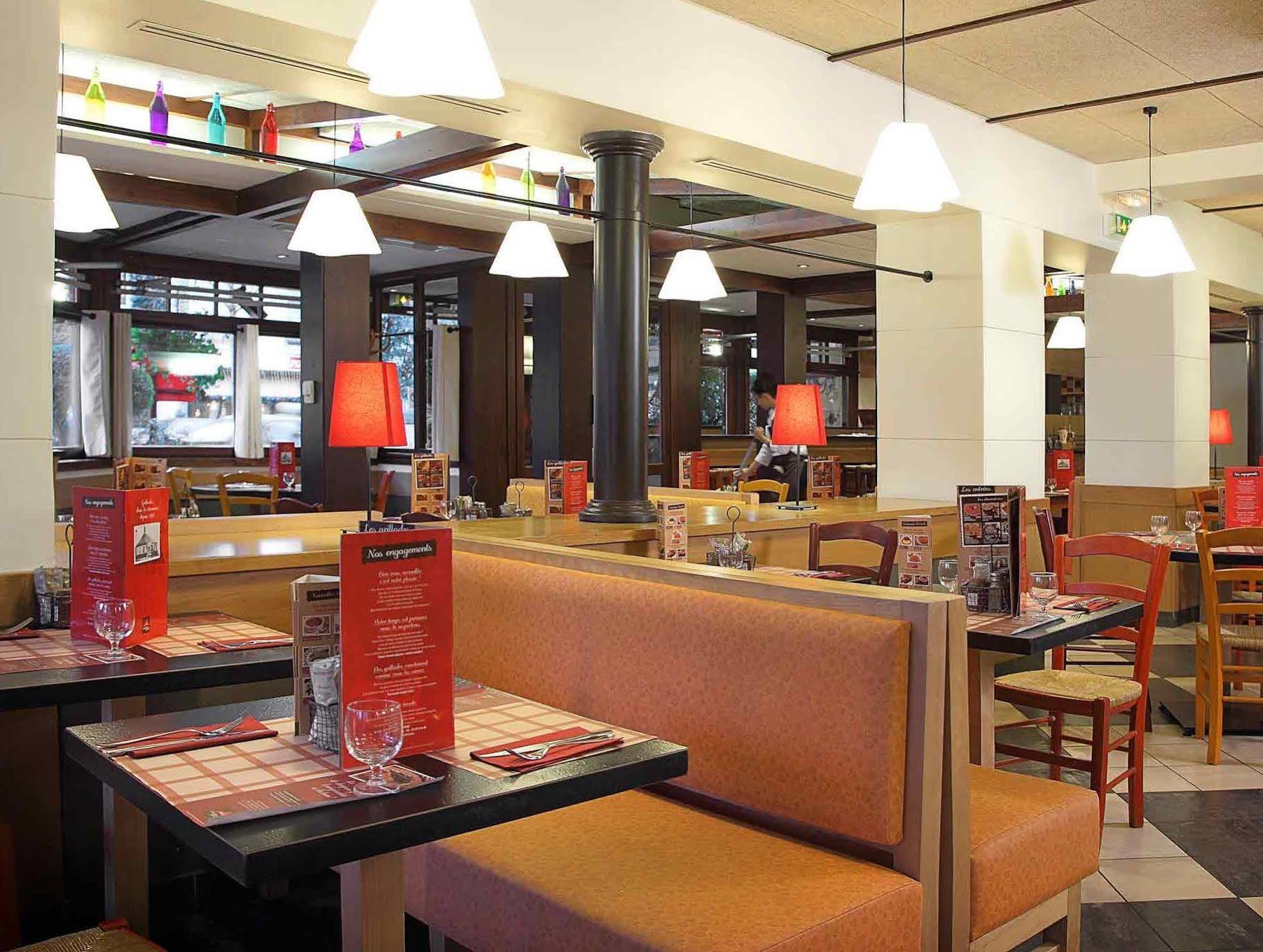 ibis Paris Porte D'Orleans Montrouge Buitenkant foto