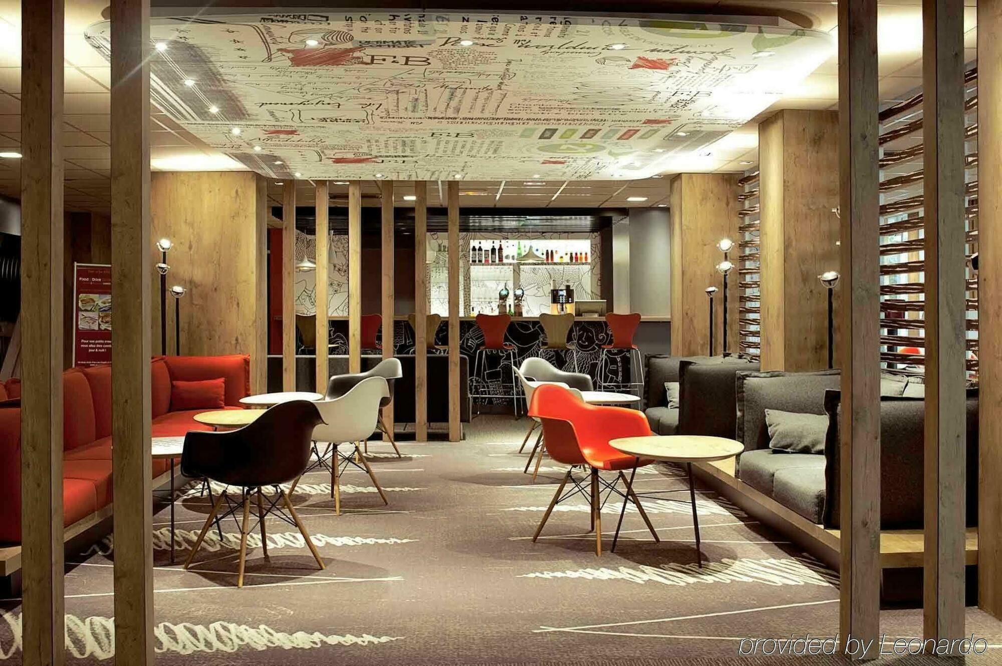 ibis Paris Porte D'Orleans Montrouge Buitenkant foto